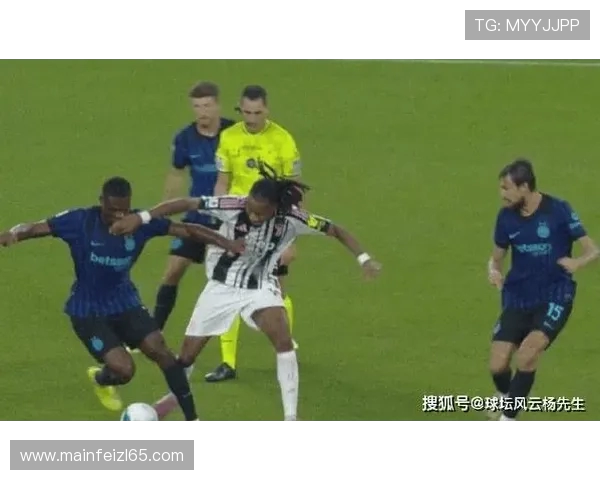 莱奥梅开二度导演米兰逆转胜佛罗伦萨强势当选全场最佳球员 莱奥梅开二度导演米兰逆转胜佛罗伦萨强势当选全场最佳球员