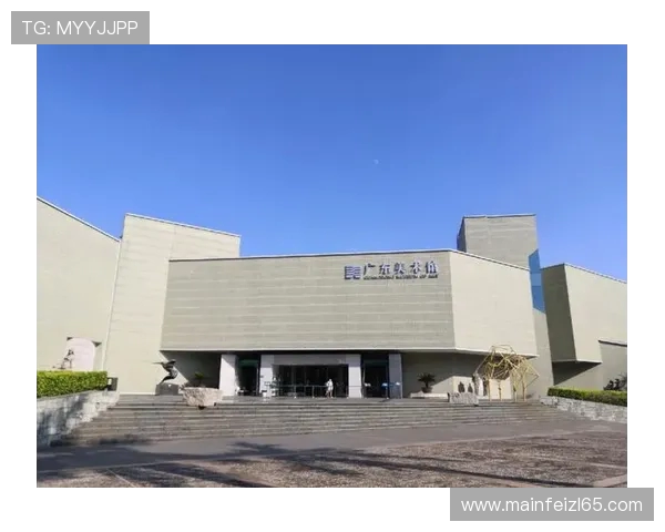 绿茵传承燃动青春激情足球主题文化展亮相广东美术馆共迎十五运盛会 绿茵传承燃动青春激情足球主题文化展亮相广东美术馆共迎十五运盛会